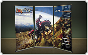 RETRACTABLE BANNER STAND SET